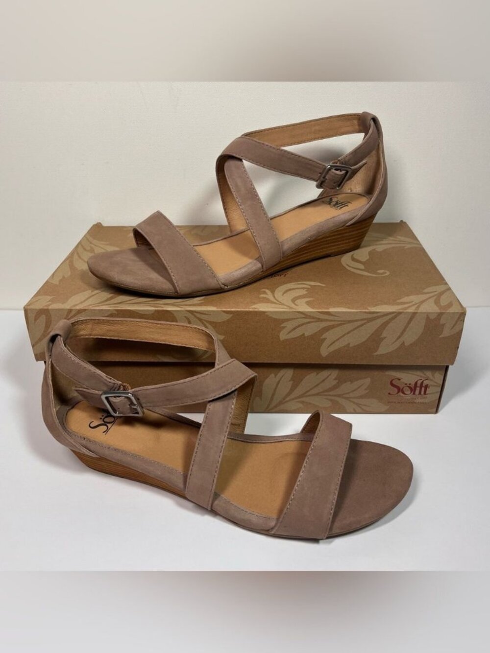 Sofft Innis Wedge Leather Sandal